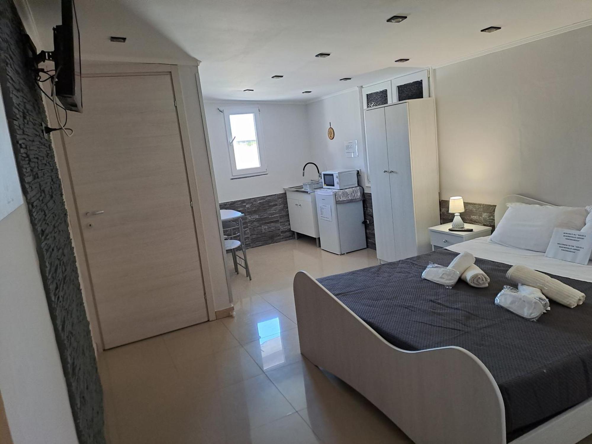 Il Quadrifoglio House Airport Affittacamere *